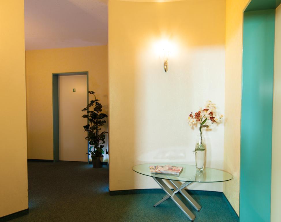 Garni-Hotel An Der Weide Berlin Exterior foto